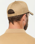 6-Panel Cap mit Kontrast-Sandwichschirm